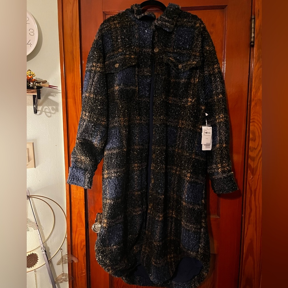 New with tags Good American Shacket jacket. 5/6